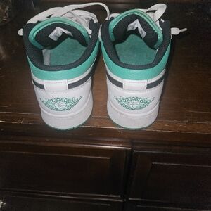 Kids' White and Green Sneakers